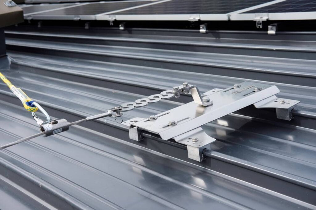 Seamfix-Lijnsysteem-valbeveiliging-dakveiligheid-life-line-system-eyecatcher (1)